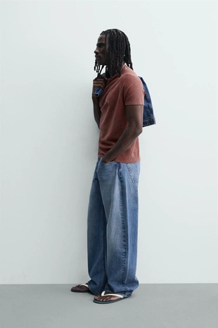 Футболка с потертым принтом- Заказать в России