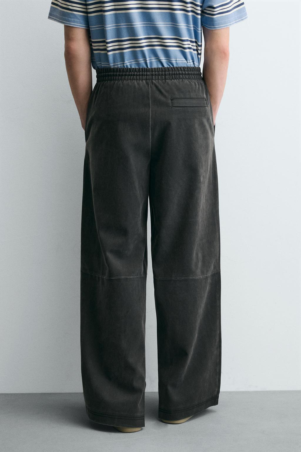 БРЮКИ RELAXED FIT ИЗ ИСКУССТВЕННОЙ КОЖИ С ЗАКЛЕПКАМИ