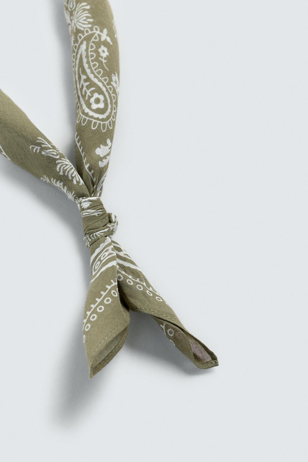 БАНДАНА С ПРИНТОМ ПЕЙСЛИ