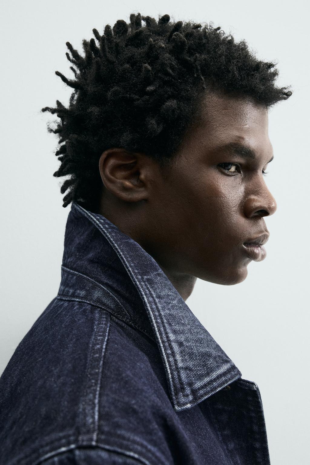 ДЖИНСОВАЯ КУРТКА С КАРМАНАМИ