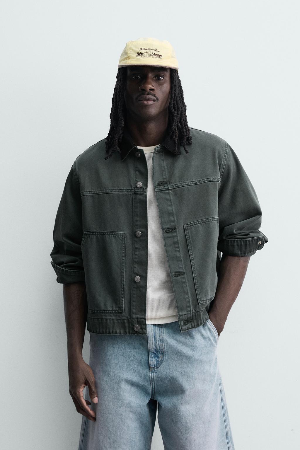 КУРТКА С ЭФФЕКТОМ ПОТЕРТОСТИ И КОМБИНИРОВАННЫМ ВОРОТНИКОМ