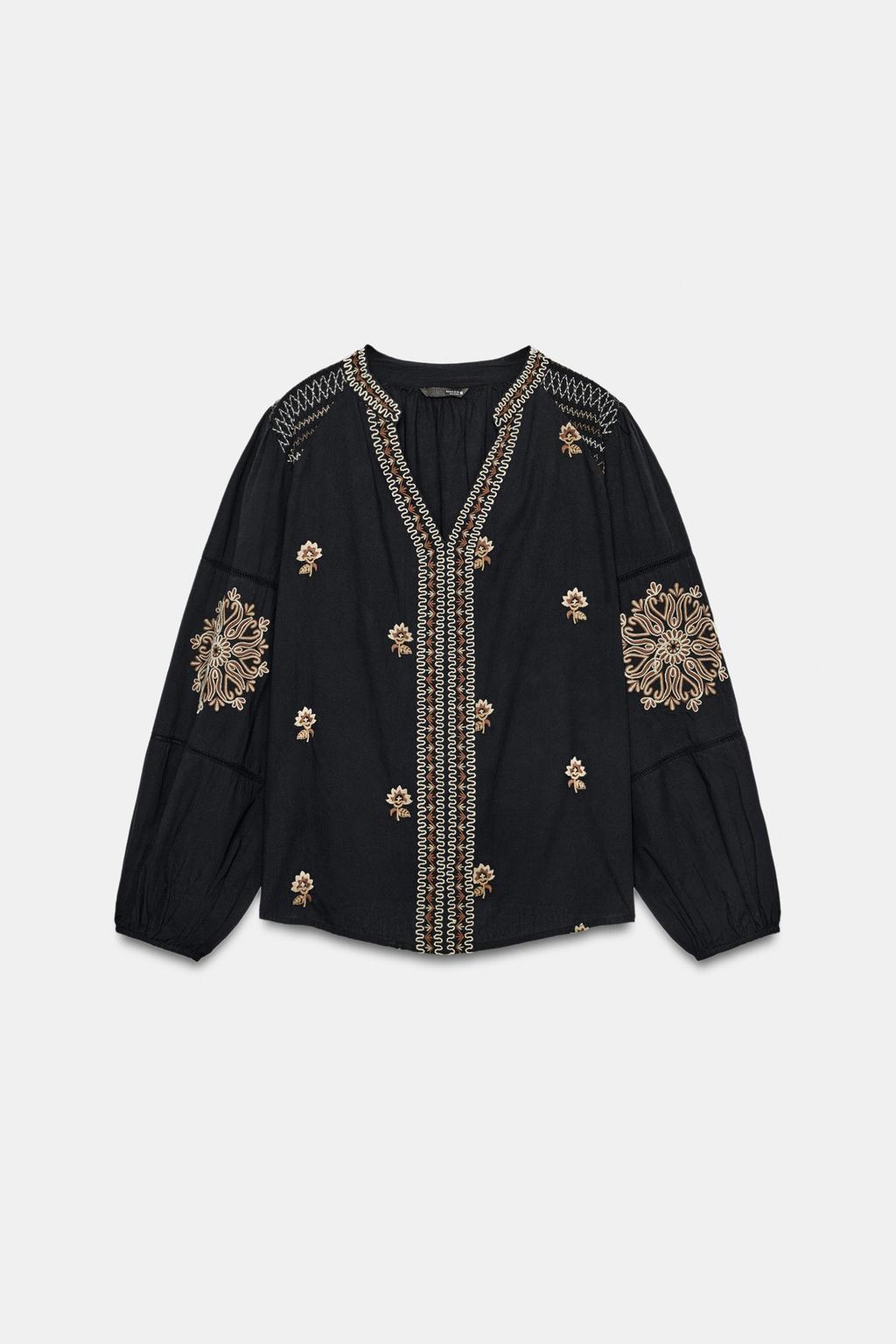 РУБАШКА С ЦВЕТОЧНОЙ ВЫШИВКОЙ