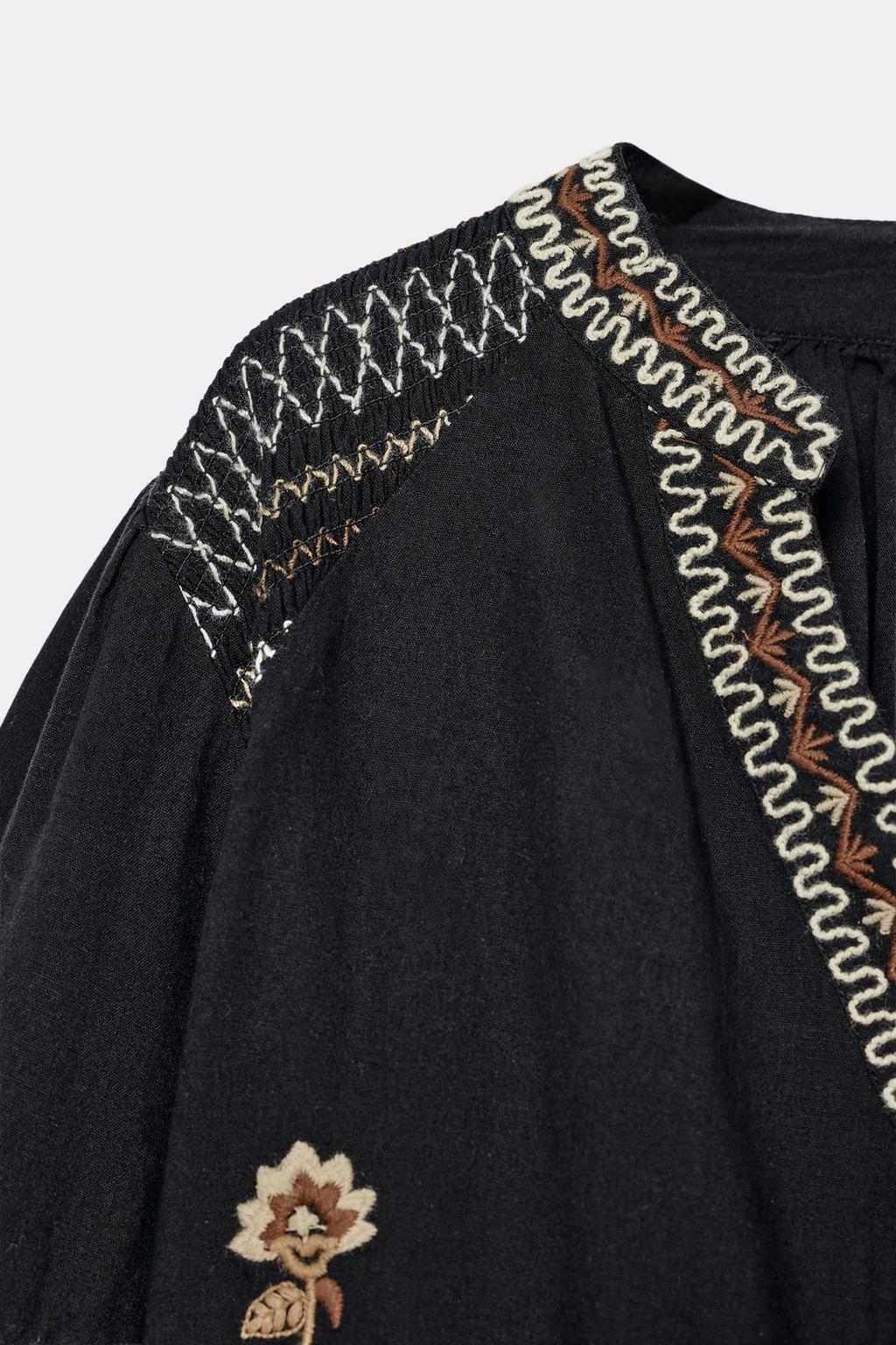 РУБАШКА С ЦВЕТОЧНОЙ ВЫШИВКОЙ