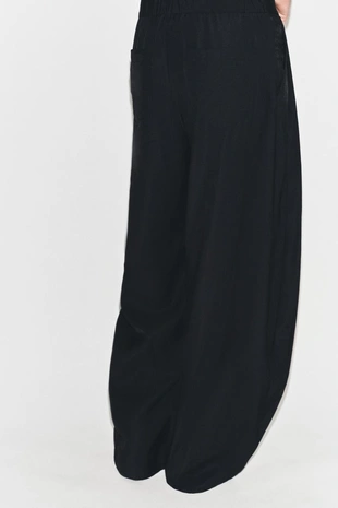 Струящиеся брюки со складками- Заказать в России