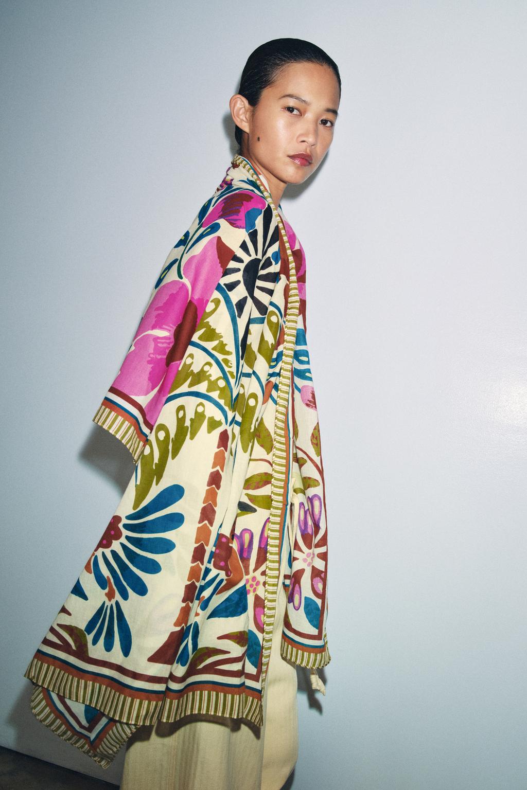 ШАРФ ИЗ 100% ХЛОПКА С ТРОПИЧЕСКИМ ПРИНТОМ