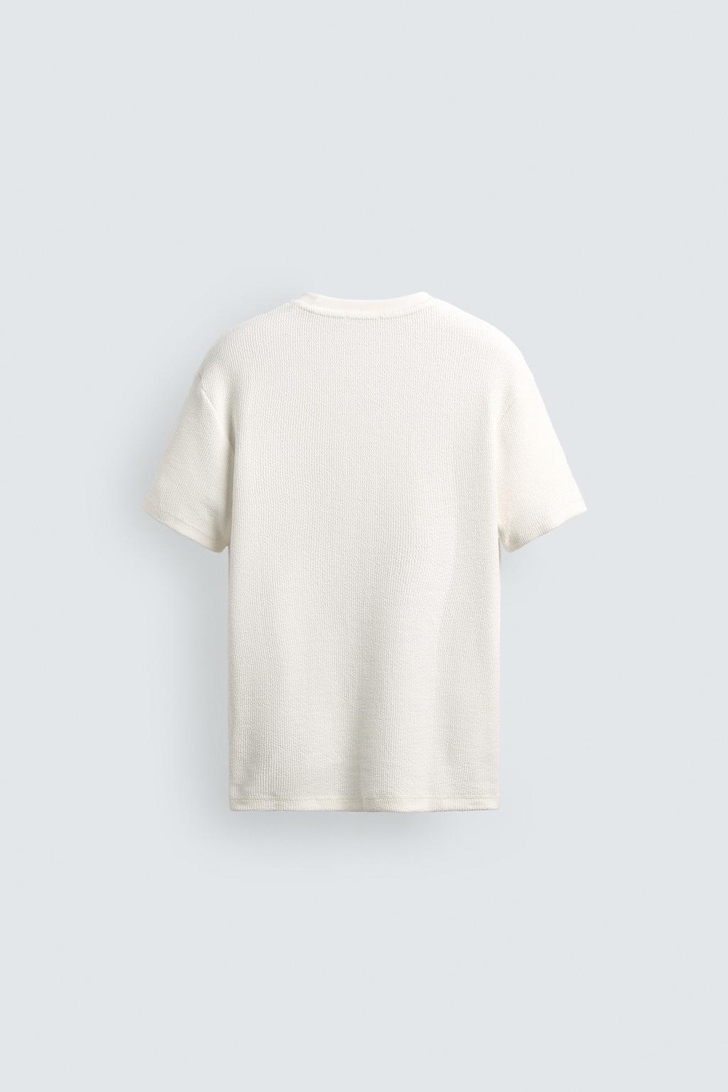 ФУТБОЛКА КЛАССИЧЕСКОГО КРОЯ ИЗ РЕЛЬЕФНОЙ ТКАНИ