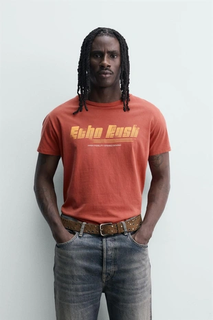 Футболка с надписью и эффектом потертости- Заказать в России