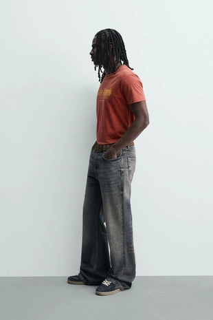 Футболка с надписью и эффектом потертости- Заказать в России