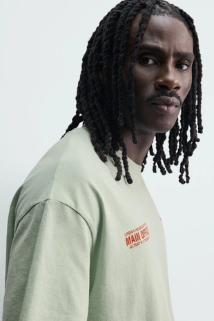 Футболка из ткани с эффектом потертости с надписью- Заказать в России