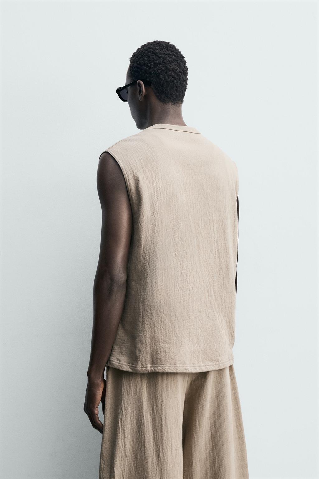 ТОЛСТОВКА-МАЙКА СВОБОДНОГО КРОЯ ИЗ ТЕКСТУРНОЙ ТКАНИ