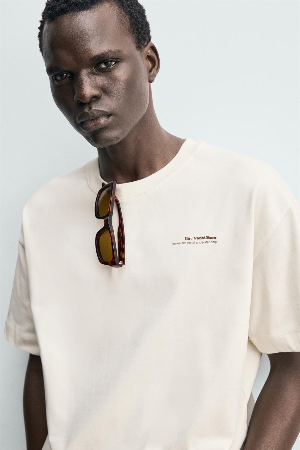 ФУТБОЛКА С КОНТРАСТНОЙ НАШИВКОЙ