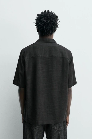 Рубашка струящегося покроя из рельефной ткани