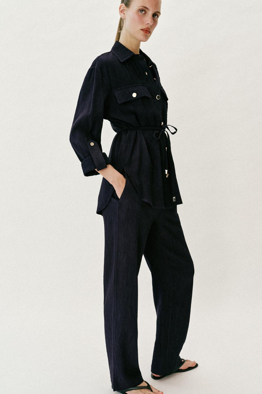 БРЮКИ ПРЯМОГО КРОЯ С ЭФФЕКТОМ ЖАТКИ