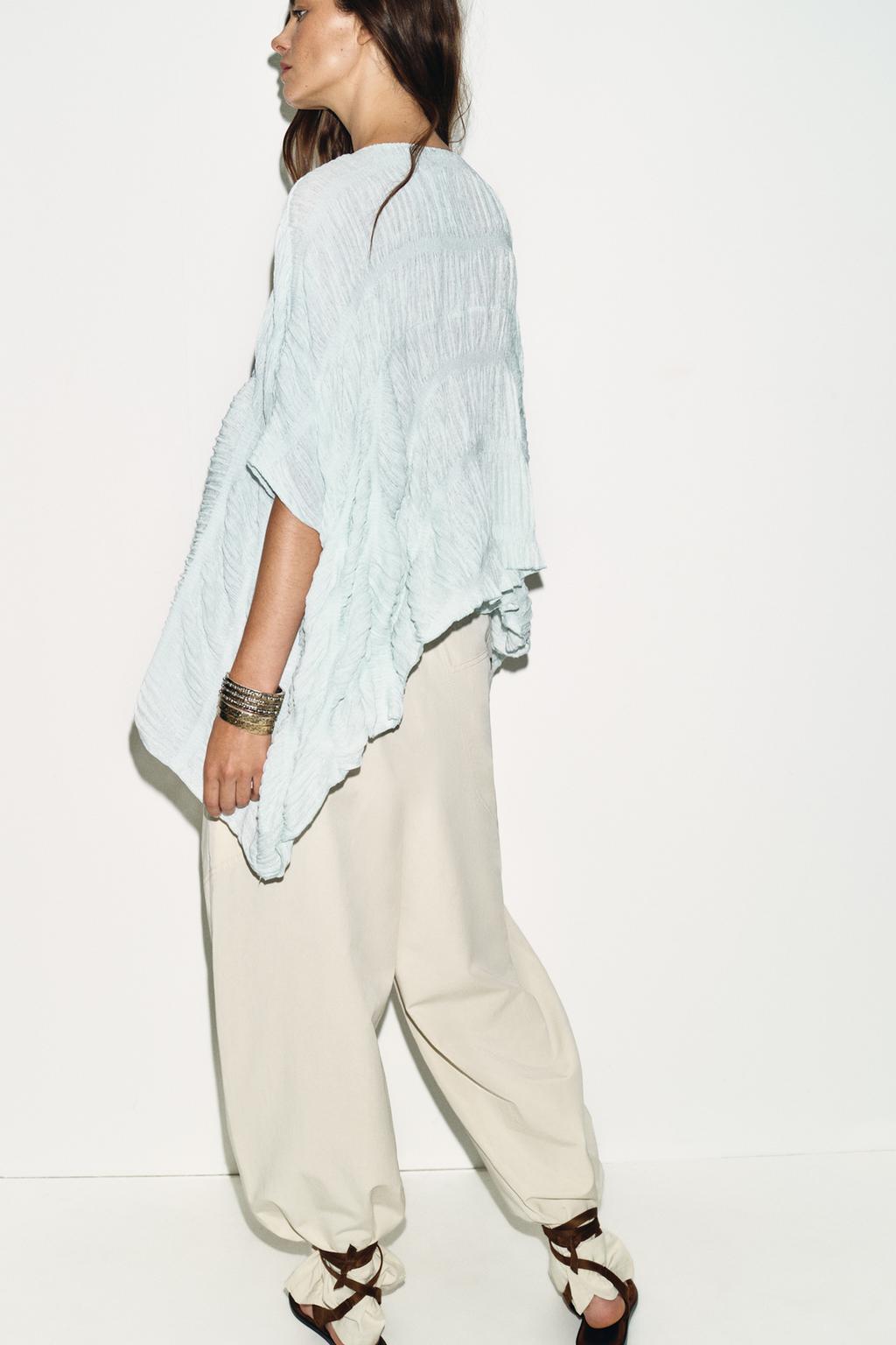 ТОП-НАКИДКА С ТЕКСТУРОЙ