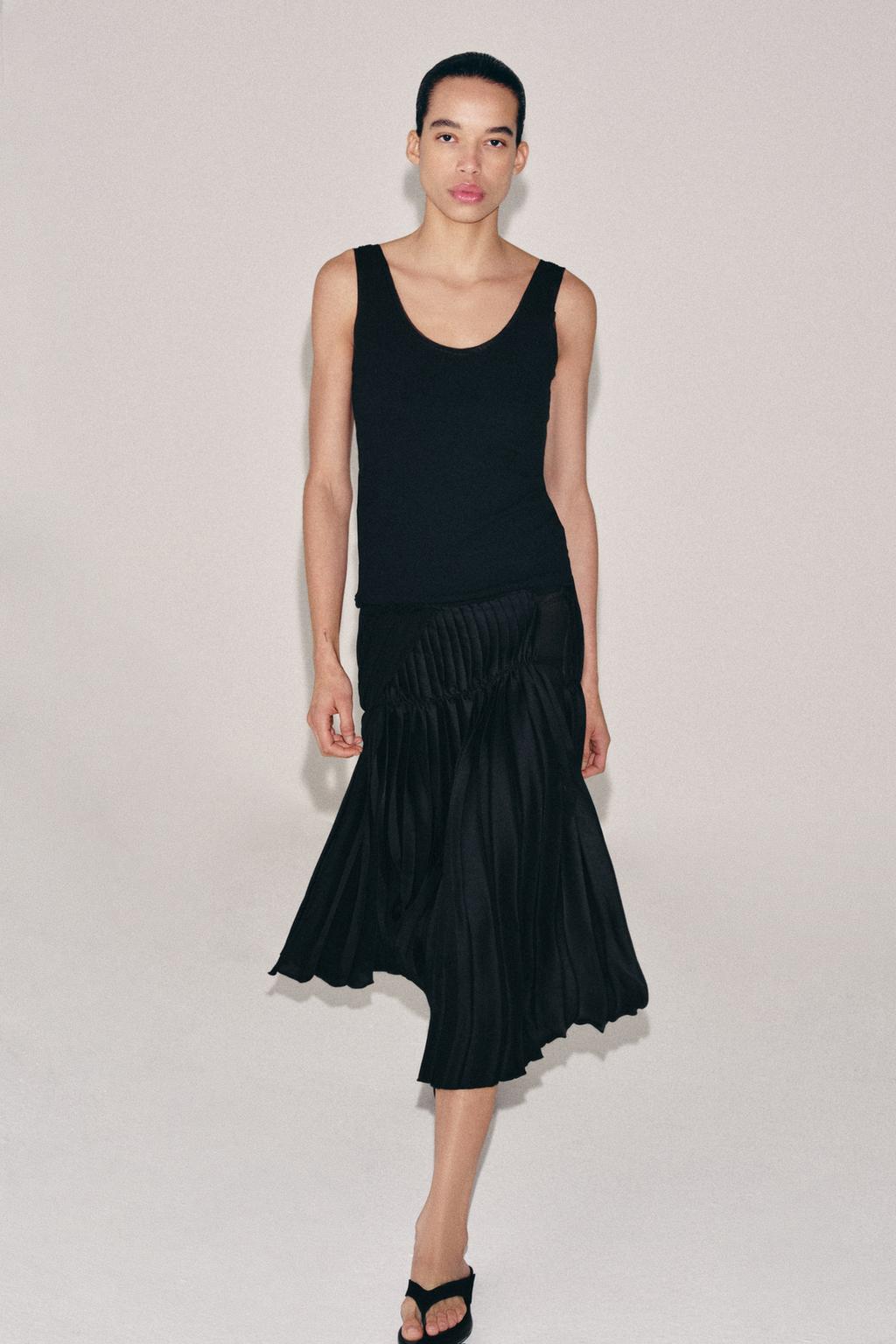 ФУТБОЛКА В РУБЧИК С ШИРОКИМИ БРЕТЕЛЯМИ