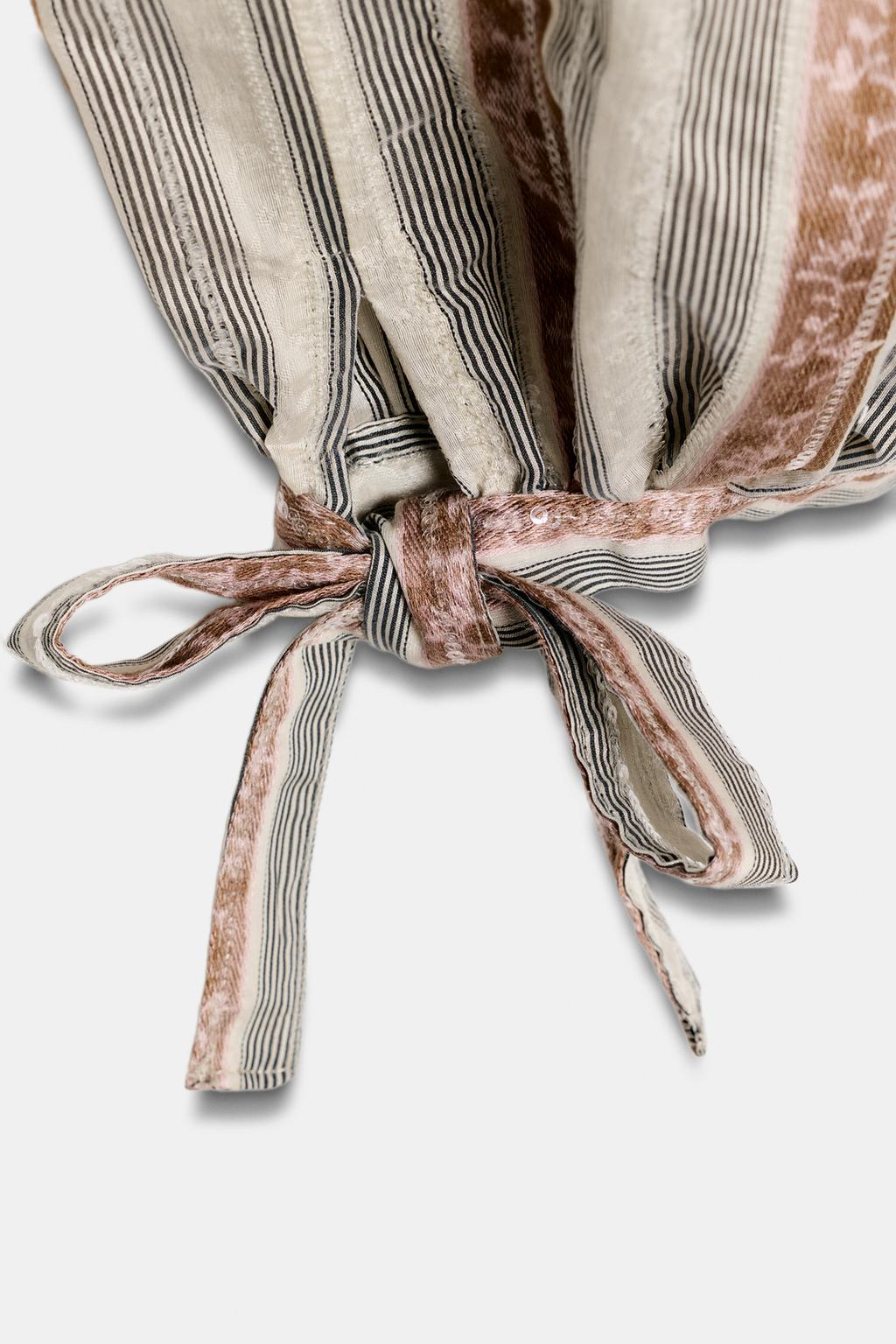 БРЮКИ-БАГГИ В ПОЛОСКУ С РЕМНЕМ