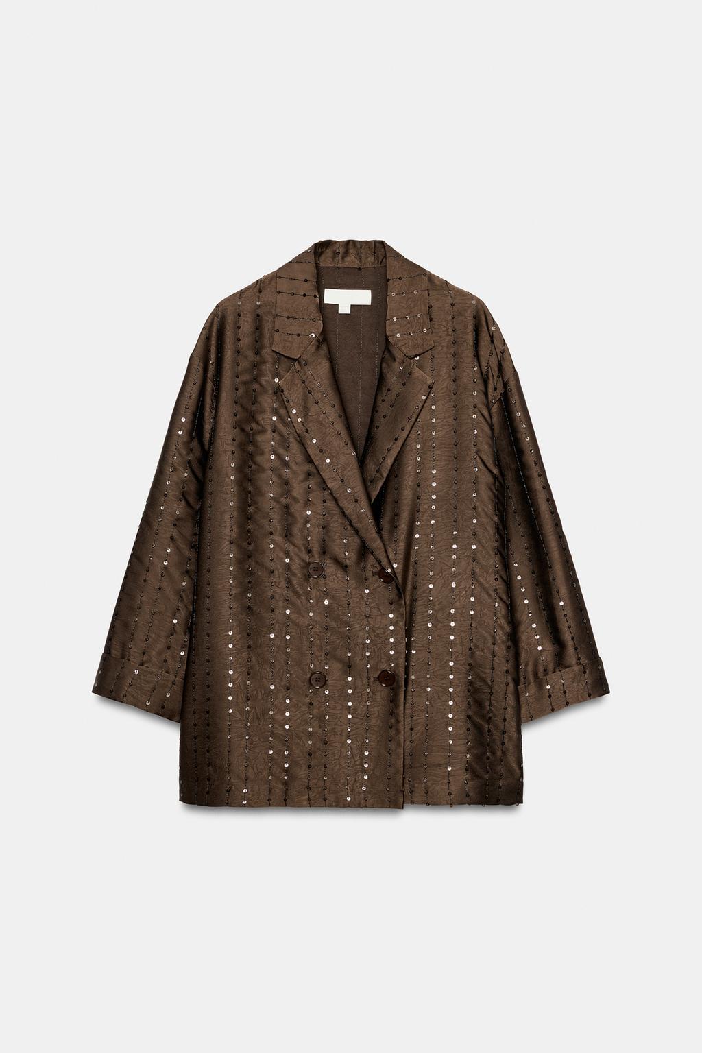 ДВУБОРТНЫЙ БЛЕЙЗЕР С ПАЙЕТКАМИ