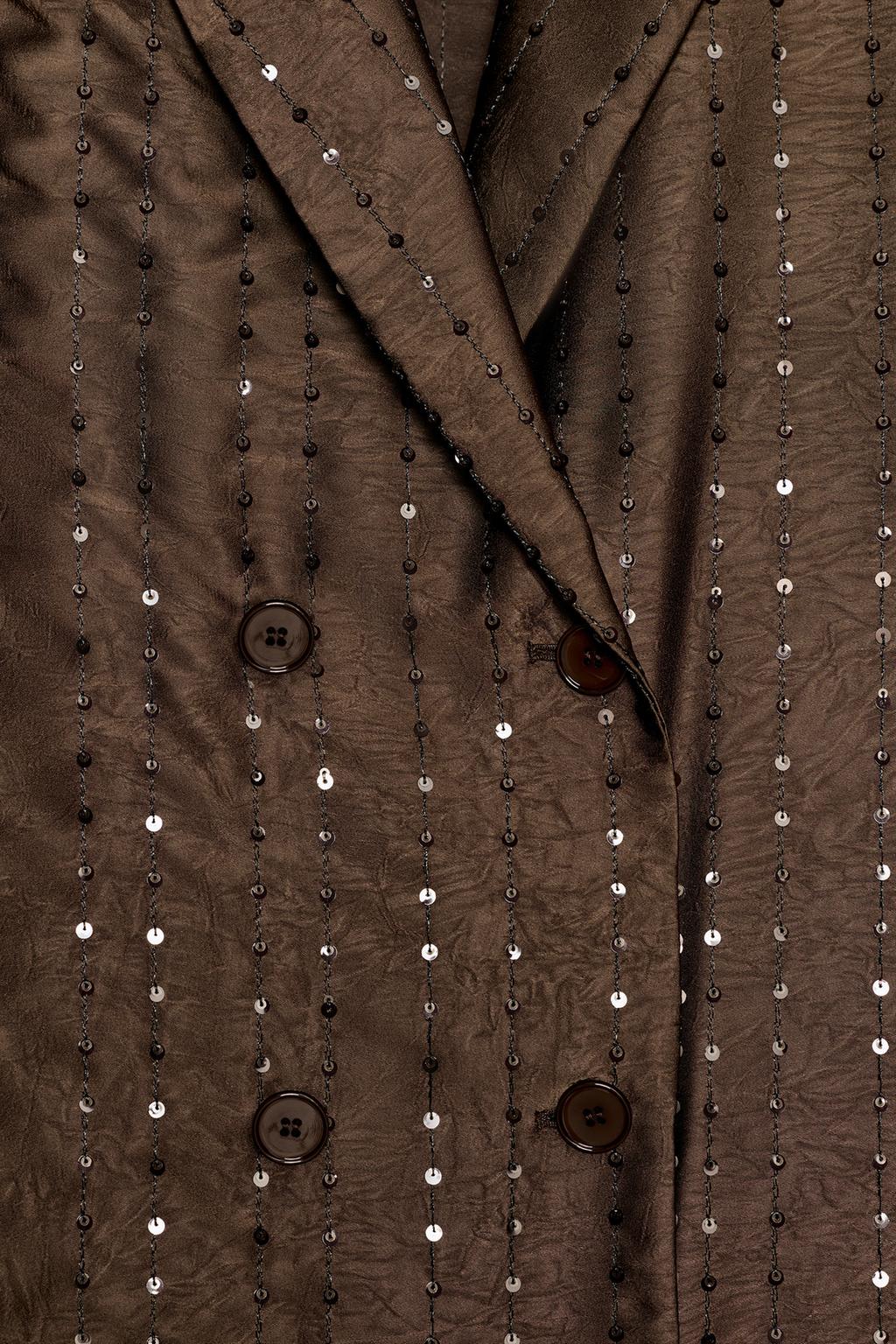 ДВУБОРТНЫЙ БЛЕЙЗЕР С ПАЙЕТКАМИ