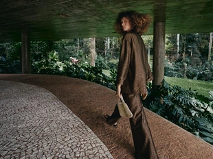 Двубортный блейзер с пайетками- Заказать в России