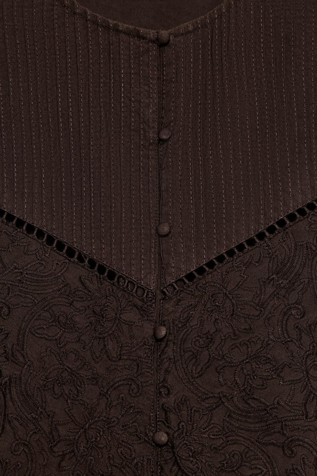 МИНИ-ПЛАТЬЕ ИЗ ПОПЛИНА С ВЫШИВКОЙ