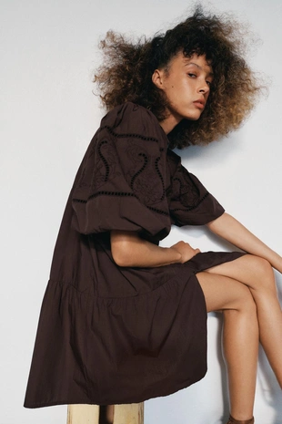 Мини-платье из поплина с вышивкой- Заказать в России