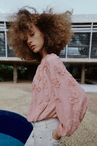 Куртка оверсайз с цветочным узором- Заказать в России