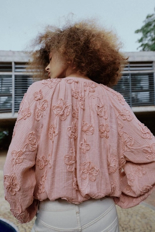 Куртка оверсайз с цветочным узором- Заказать в России