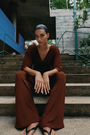 Брюки палаццо из фактурной ткани