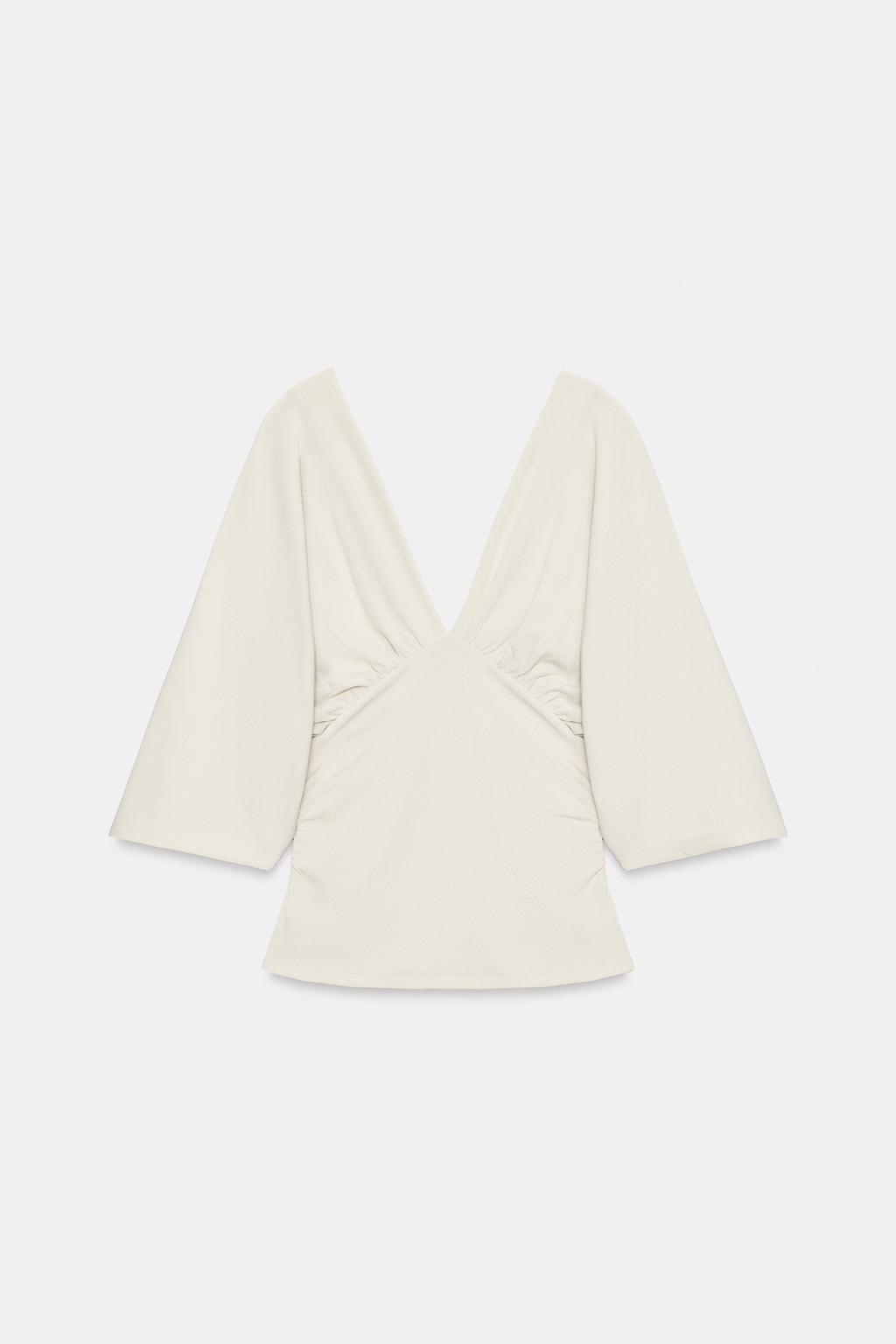 ТОП С V-ОБРАЗНЫМ ВЫРЕЗОМ И ТЕКСТУРОЙ