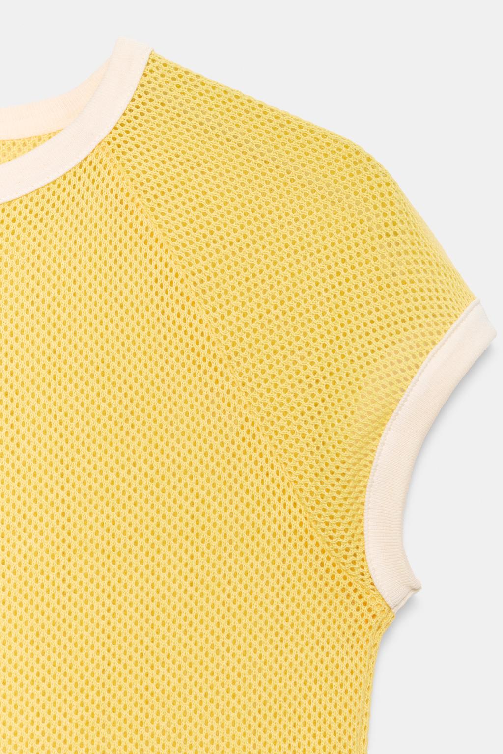 ФУТБОЛКА С КОНТРАСТНОЙ ОТДЕЛКОЙ