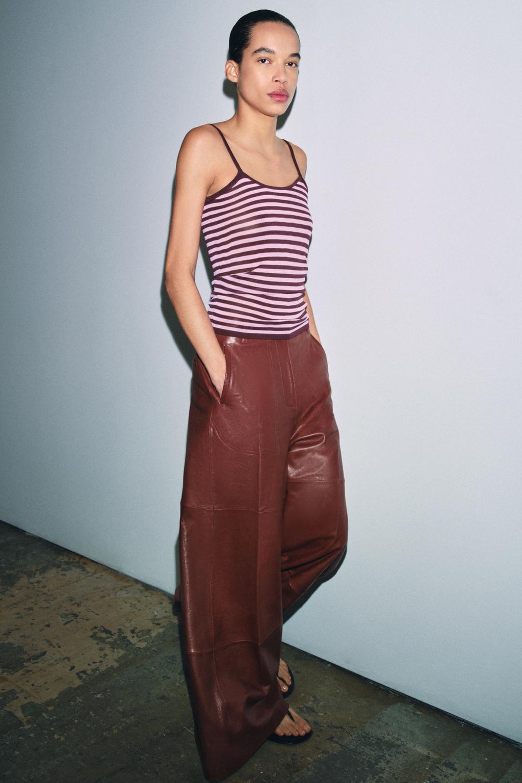 ТРИКОТАЖНЫЙ ТОП В ПОЛОСКУ НА БРЕТЕЛЯХ