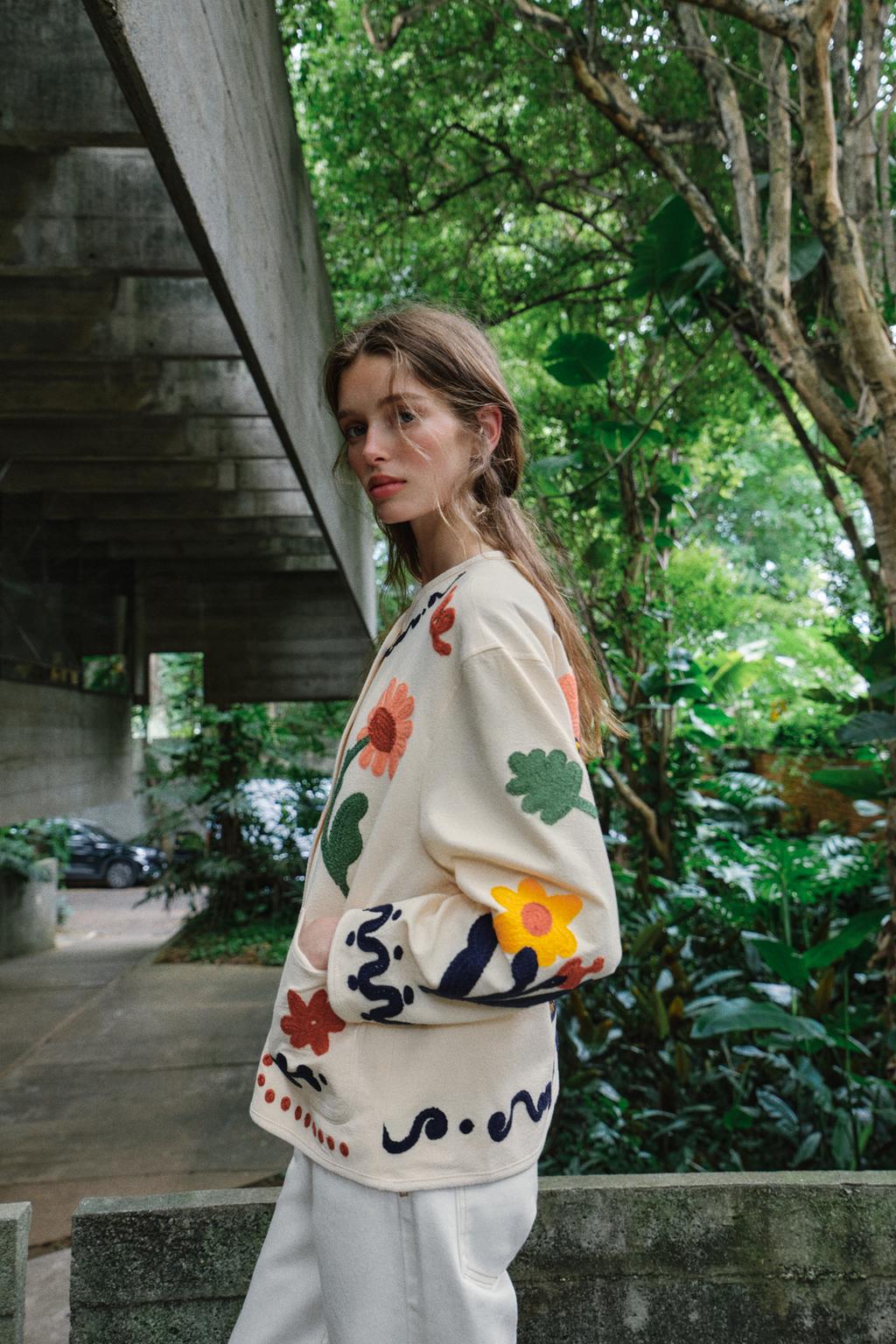 КУРТКА С ЦВЕТОЧНОЙ ВЫШИВКОЙ ИЗ 100% ХЛОПКА