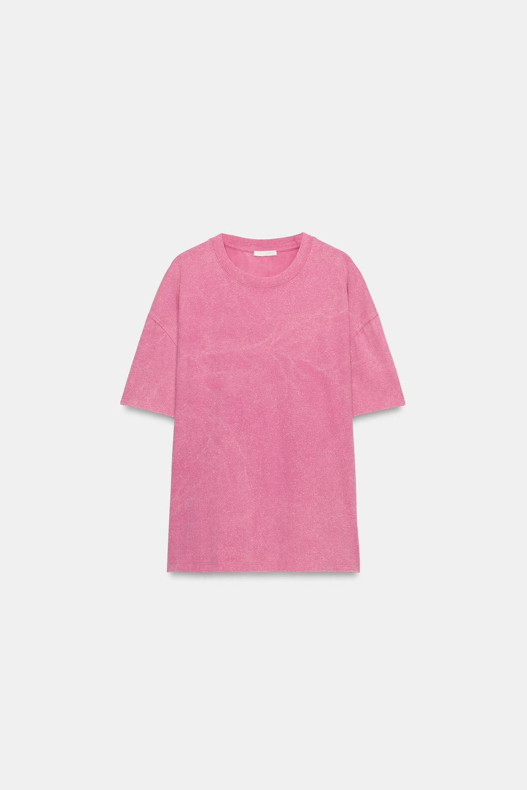 ФУТБОЛКА С ЭФФЕКТОМ ПОТЕРТОСТИ И БЛЕСТКАМИ