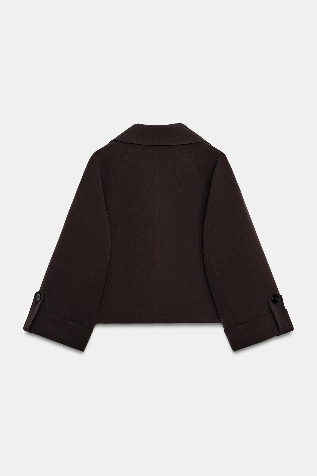 КОРОТКИЙ ТРЕНЧ С ОТВОРОТАМИ НА РУКАВАХ