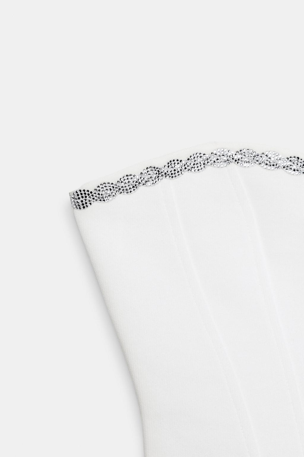 ЭЛАСТИЧНЫЙ ТОП-КОРСЕТ СО СТРАЗАМИ