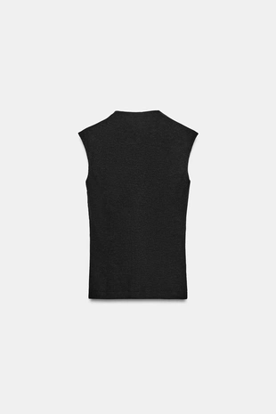 Футболка в рубчик с V-образным вырезом- Заказать в России