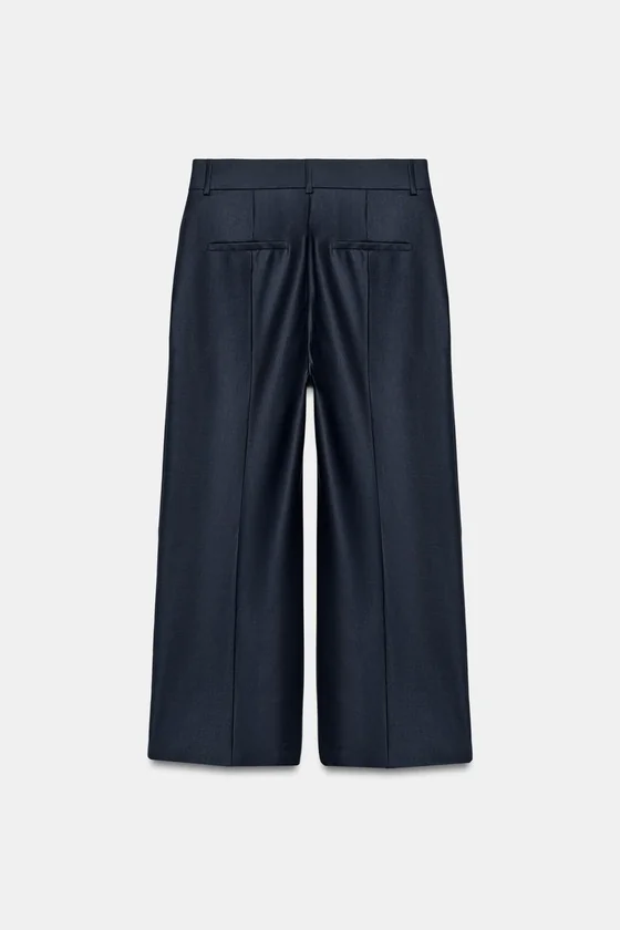 БРЮКИ ИЗ СМЕСОВОЙ ШЕРСТИ С ЗАУТЮЖЕННЫМИ СТРЕЛКАМИ — коллекция Zara «ZW»