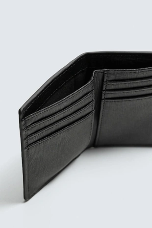 Кошелек для карточек с рельефным узором в вертикальную полоску- Заказать в России