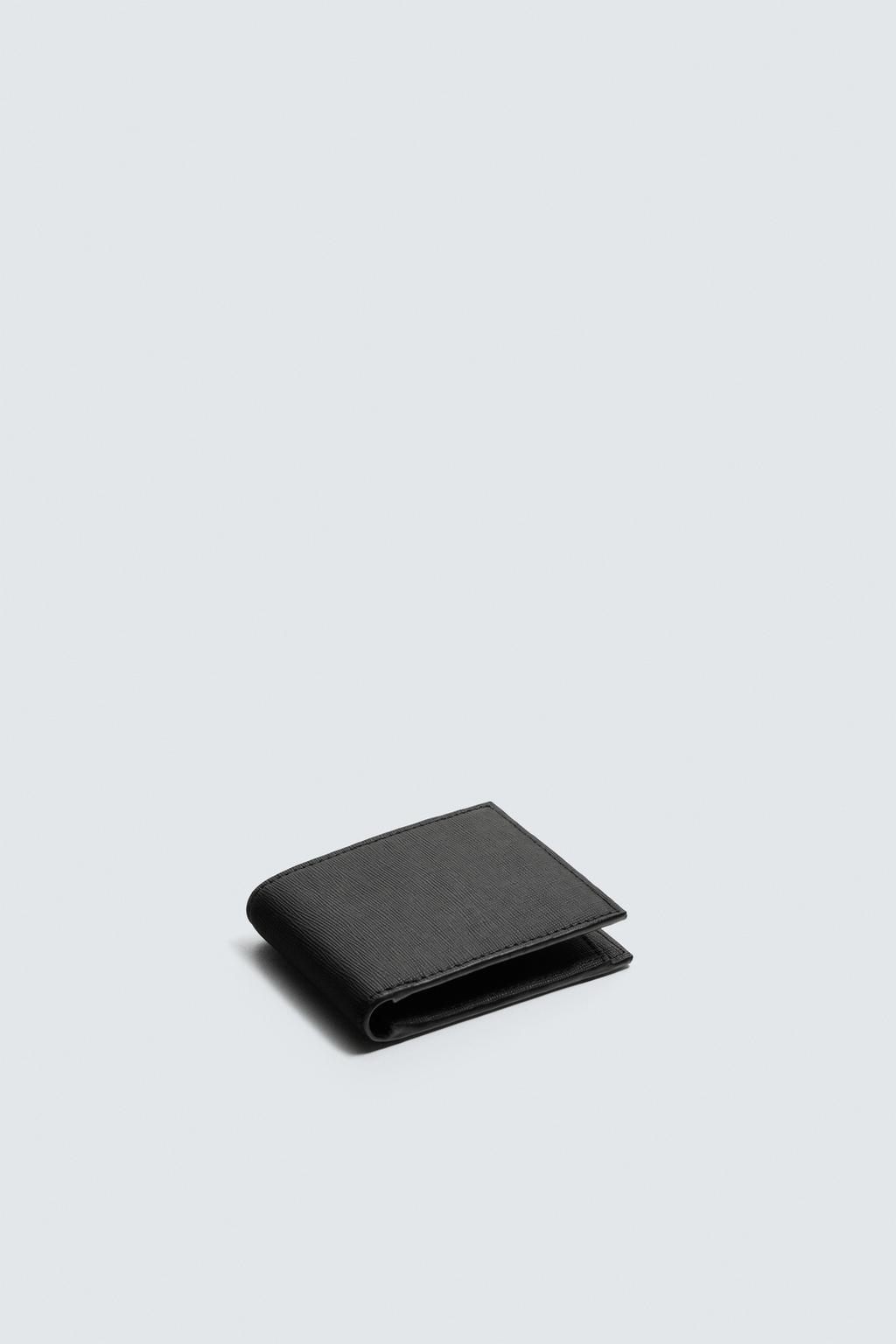 КОШЕЛЕК С РЕЛЬЕФНЫМ УЗОРОМ