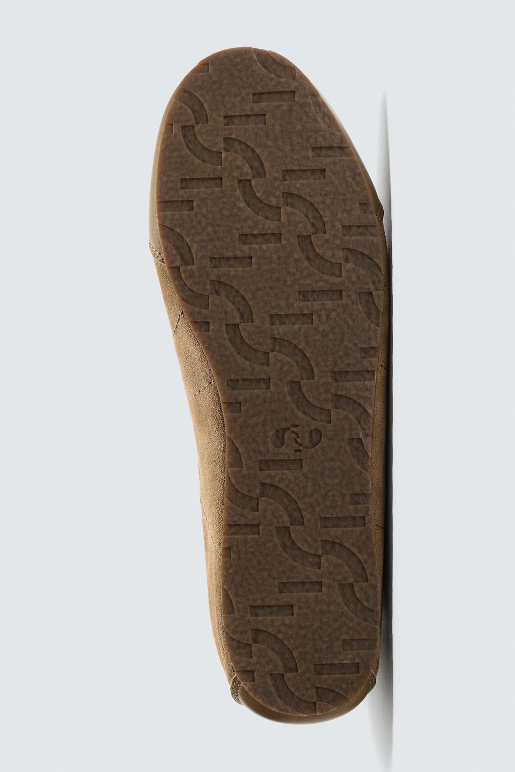 КОЖАНЫЕ КРОССОВКИ