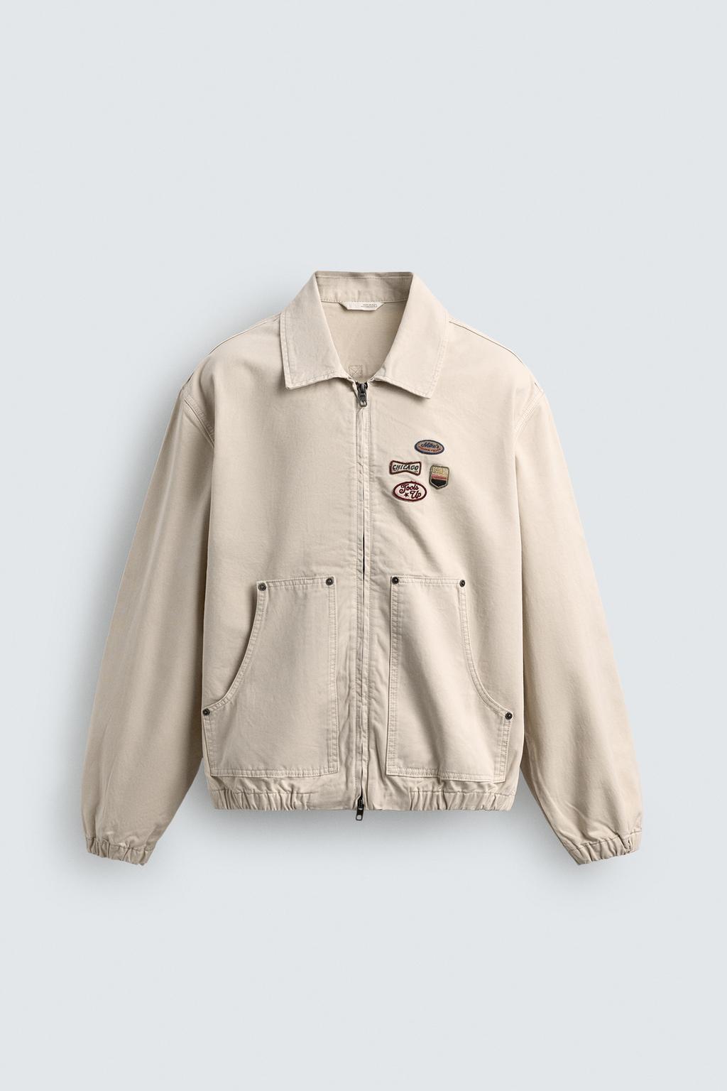 КУРТКА СВОБОДНОГО КРОЯ С НАШИВКАМИ