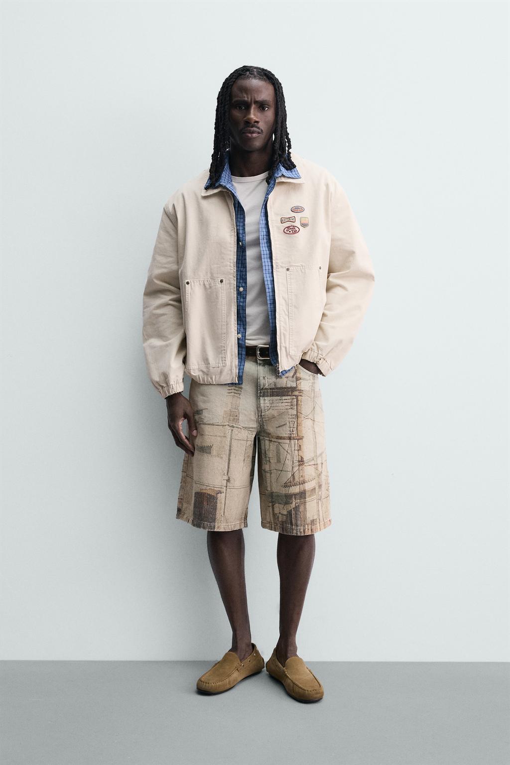 КУРТКА СВОБОДНОГО КРОЯ С НАШИВКАМИ