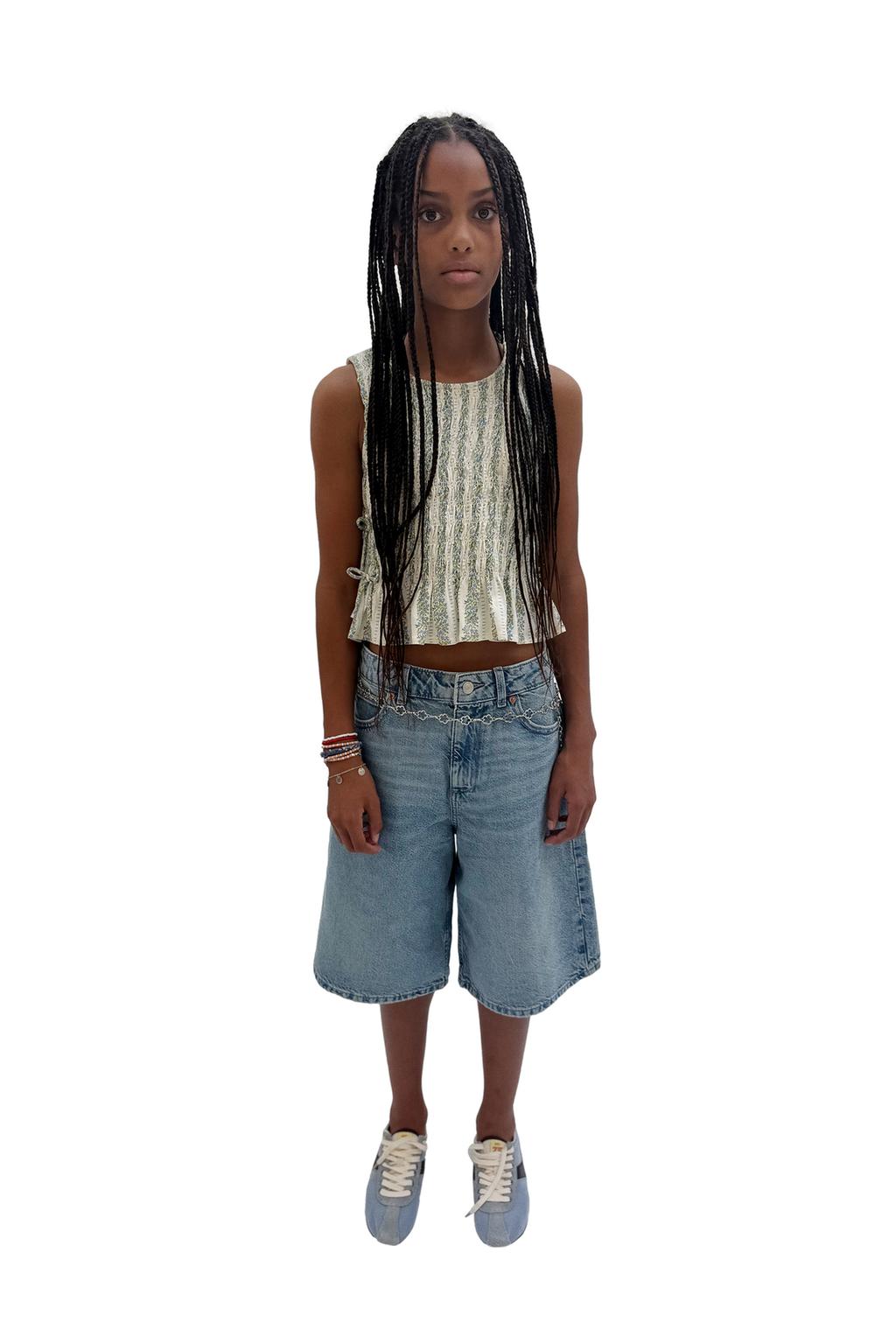 ТОП С ЭЛАСТИЧНЫМИ ЗАВЯЗКАМИ