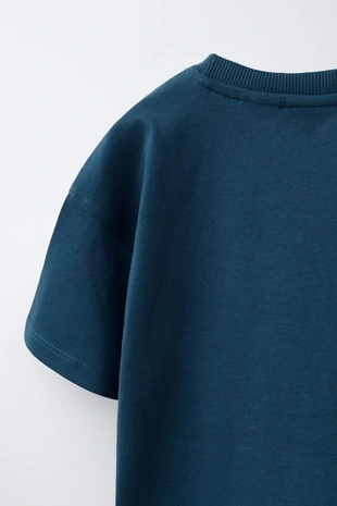 Футболка с бейсбольным принтом- Заказать в России