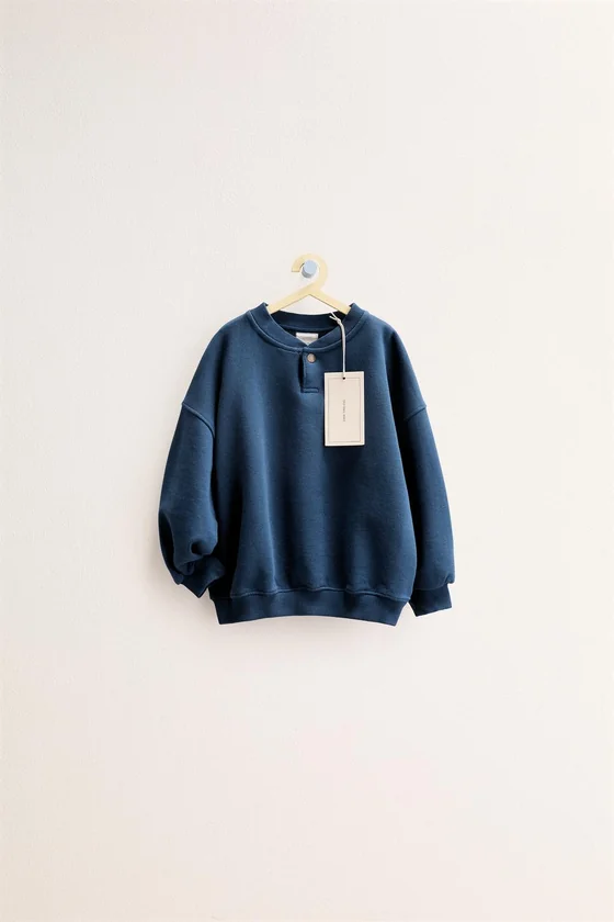 Zara «Timeless» - ОДНОТОННАЯ ТОЛСТОВКА