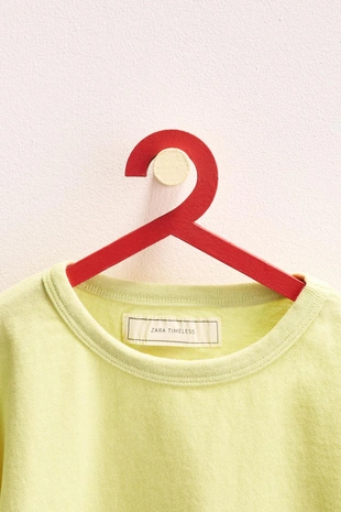 Zara Timeless - однотонная хлопковая футболка
