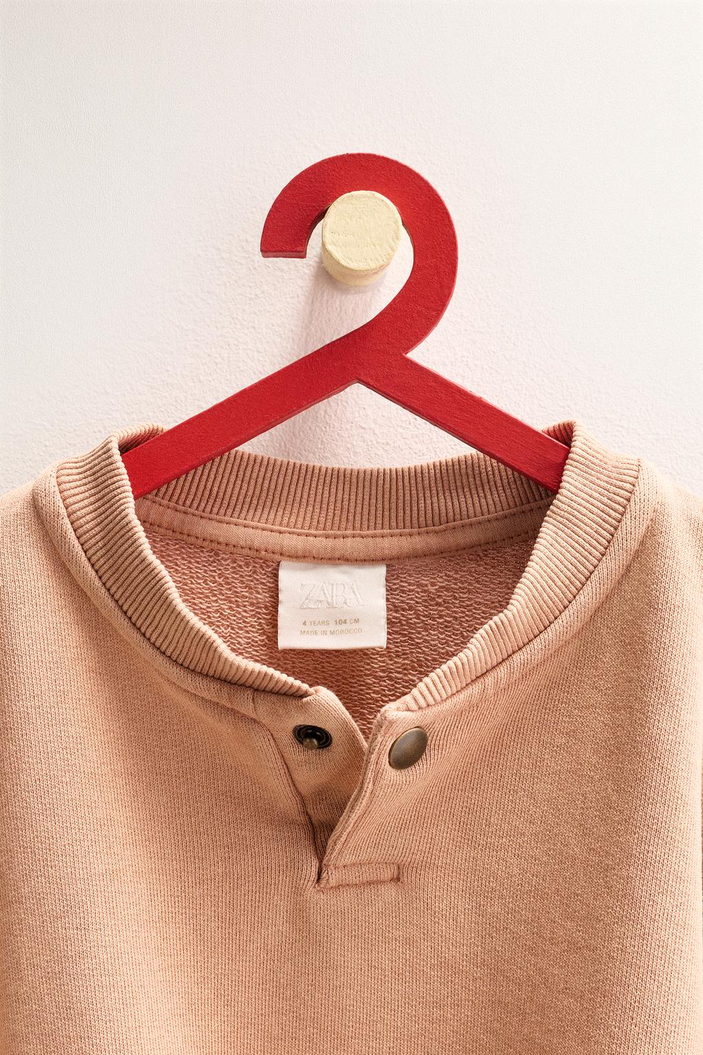 ZARA TIMELESS - ОДНОТОННАЯ ТОЛСТОВКА