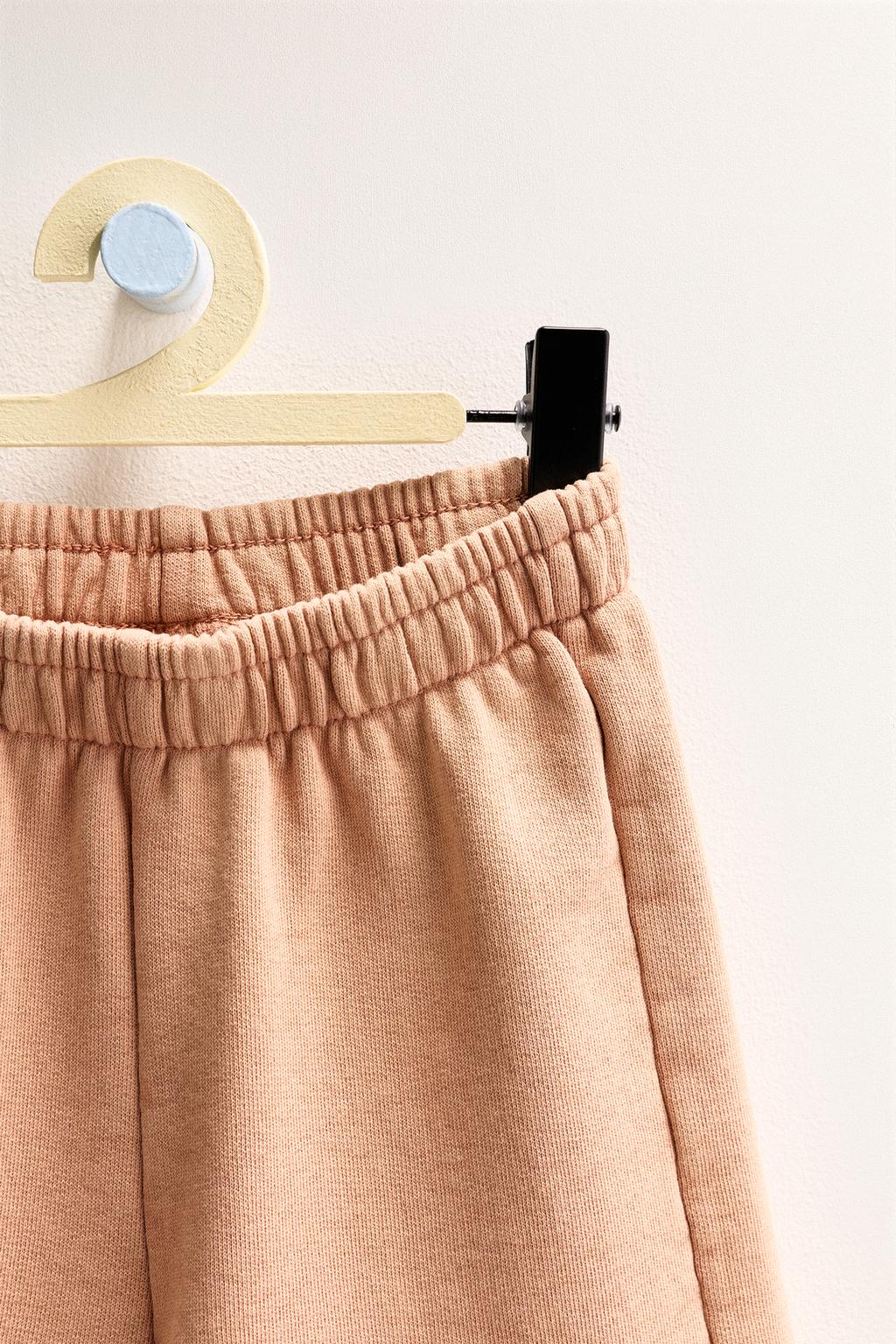 ZARA TIMELESS — ОДНОТОННЫЕ ШОРТЫ