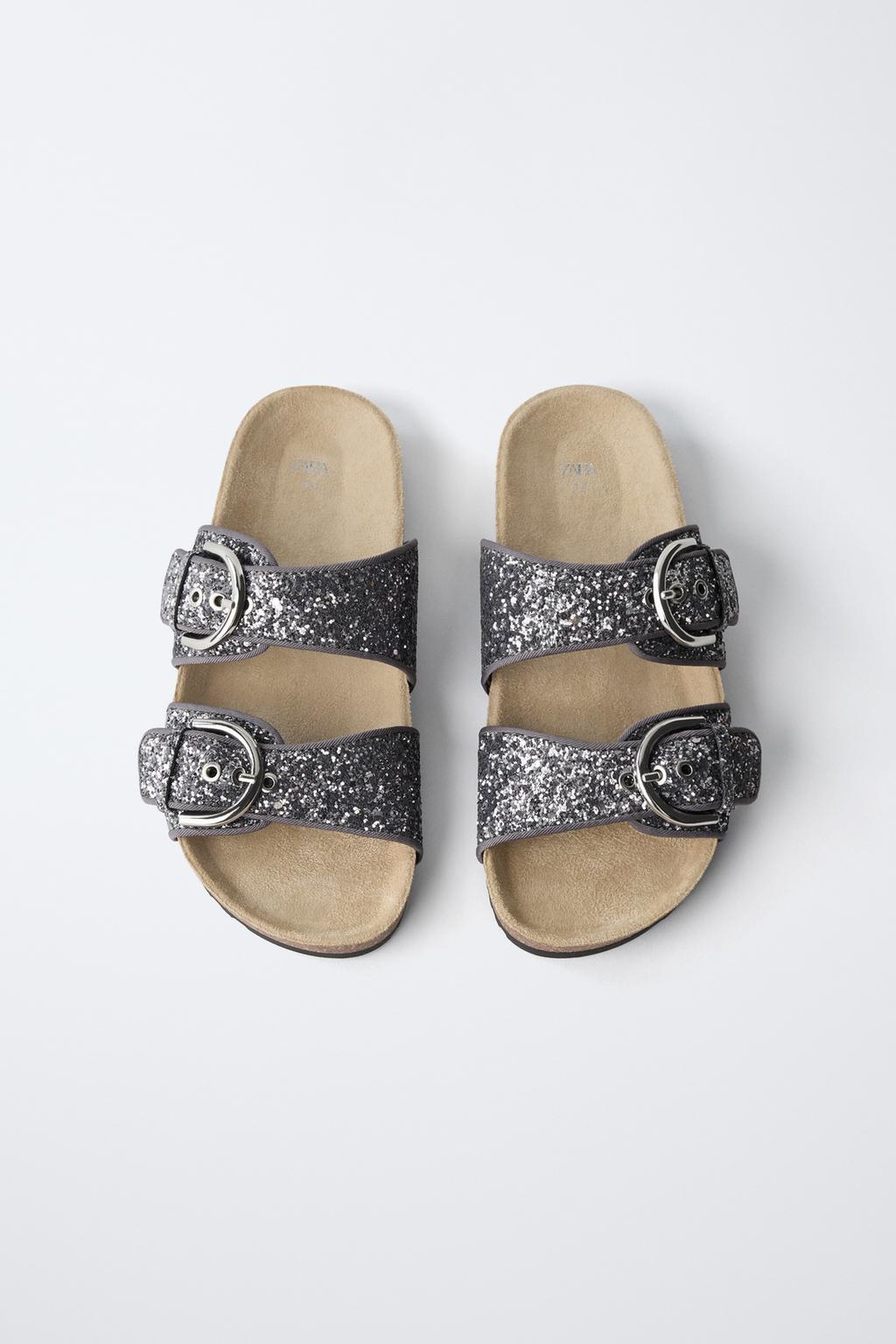 САНДАЛИИ С ПРЯЖКАМИ И БЛЕСТКАМИ