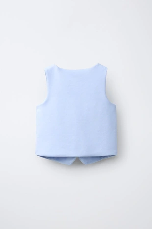 Жилет с декоративными пуговицами- Заказать в России